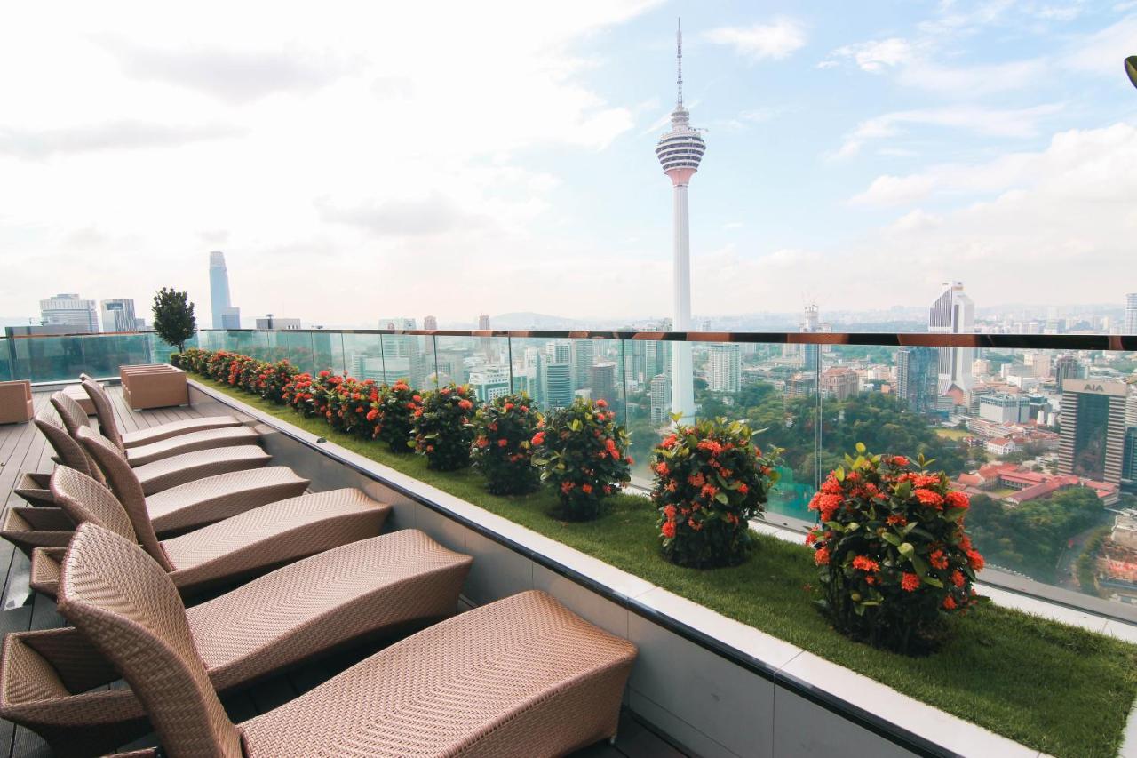Dolphin Platinum Klcc *