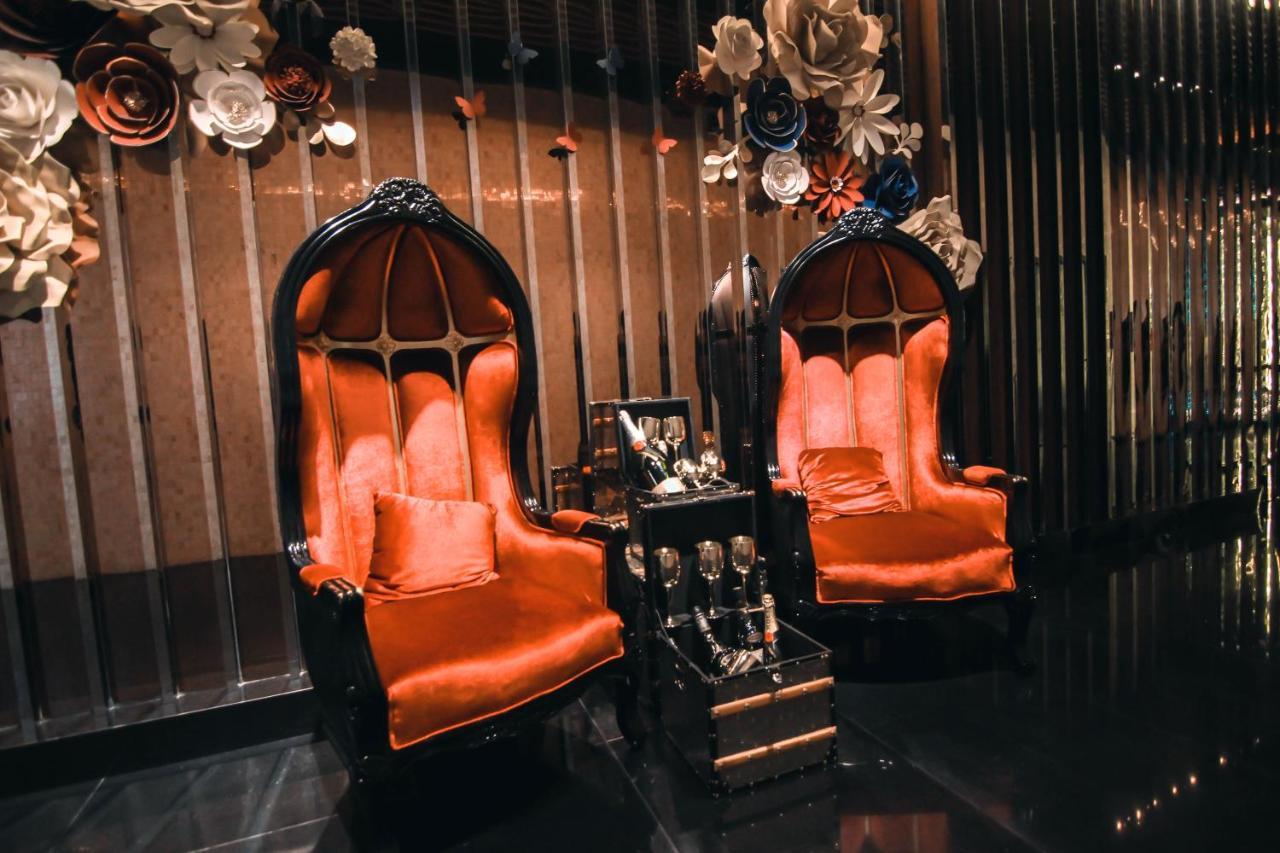 Dolphin Platinum Klcc