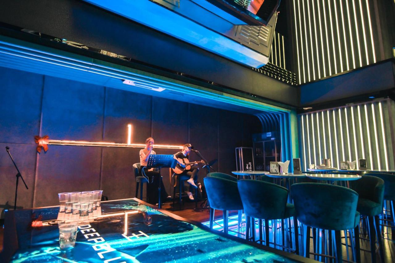 Dolphin Platinum Klcc