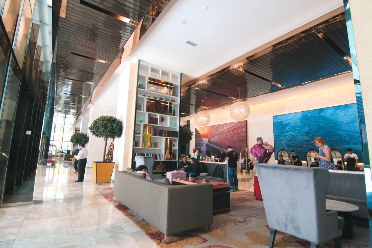 Dolphin Platinum Klcc