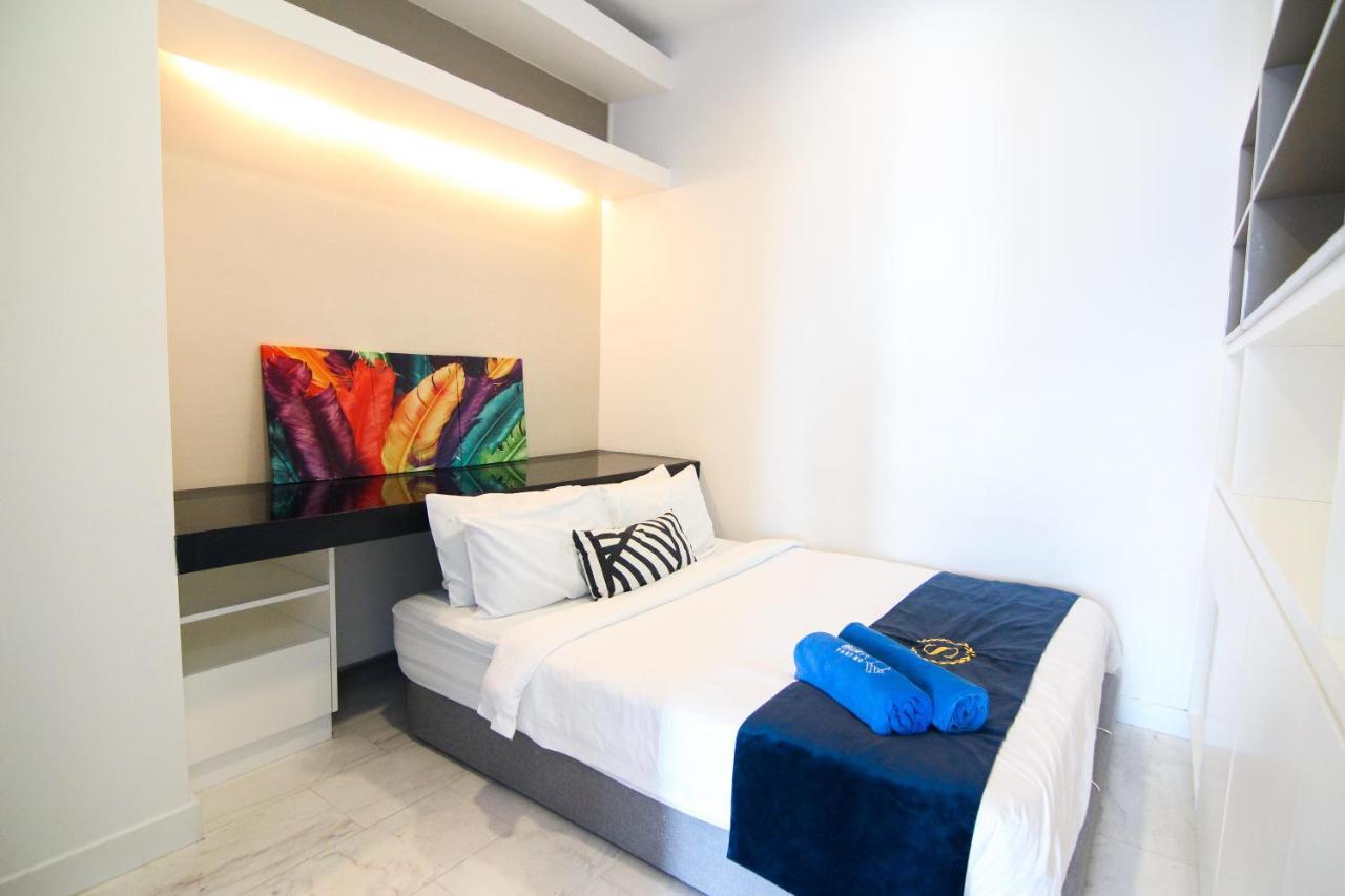 Apartment Dolphin Platinum Klcc